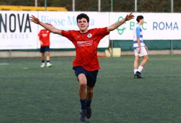 Il Grifone Gialloverde frena l'Urbe in extremis. Grifone da sogno