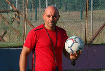Longarina, Roberto Mundula nuovo tecnico "Qui si respira calcio"