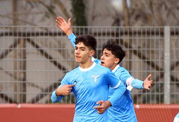 Marco Aurelio Conti esulta dopo il gol al derby (Foto &copy;De Cesaris)