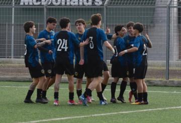 Il Latina strapazza la Vis Pesaro. Pari a reti bianche per il Guidonia