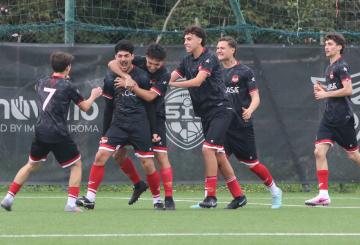 Esulta l'Atletico 2000