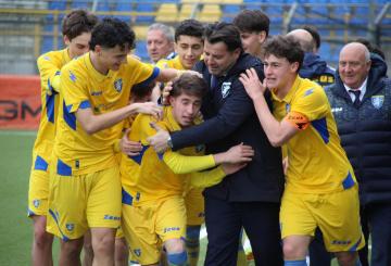 Frosinone, Aversa illude Durante: l'Avellino pareggia con Di Gregorio