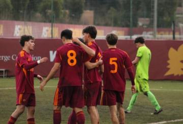Roma, festival di gol: Lecce piegato 6-2