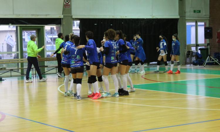 Primo stop Terracina. Vince la Giò Volley Aprilia al quinto set
