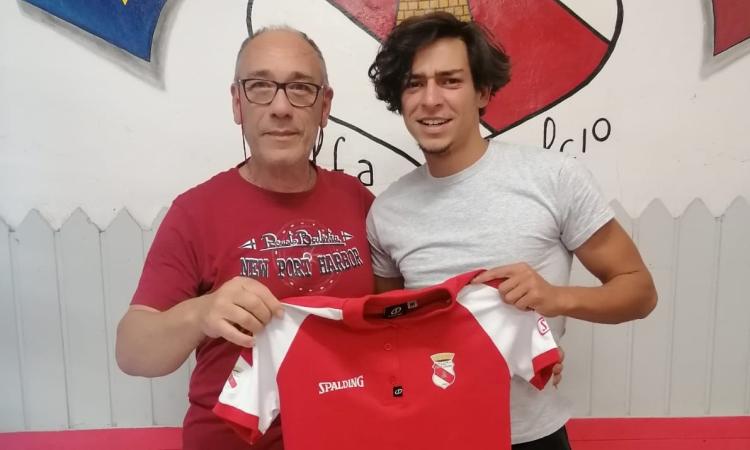 Il centrocampista Federico Peluso, nuovo arrivo del Tolfa
