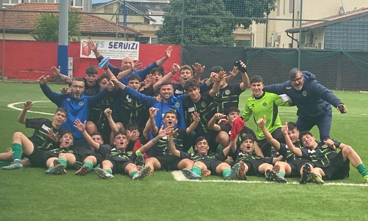 Il Certosa festeggia la salvezza (Foto ©Società Sportiva Certosa/FB)