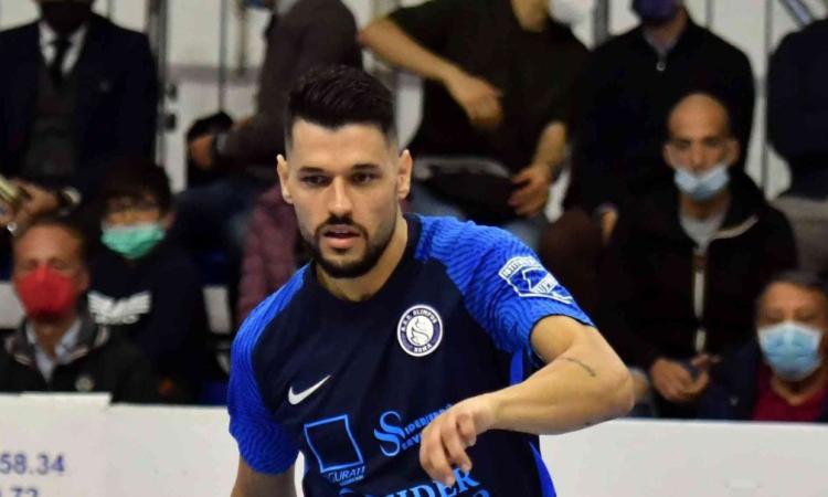 Marcelinho resta all'Olimpus