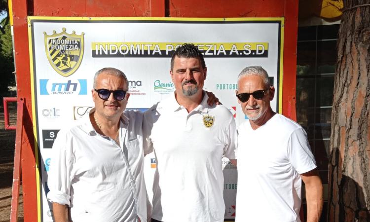 Giuliano Sugamele con il ds Massimiliano Ricci e il dt Marco Ridolfi