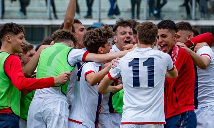 Un'esultanza dell'U17 rossoblù dello scorso anno (Foto ©Villalba Ocres Moca/FB)