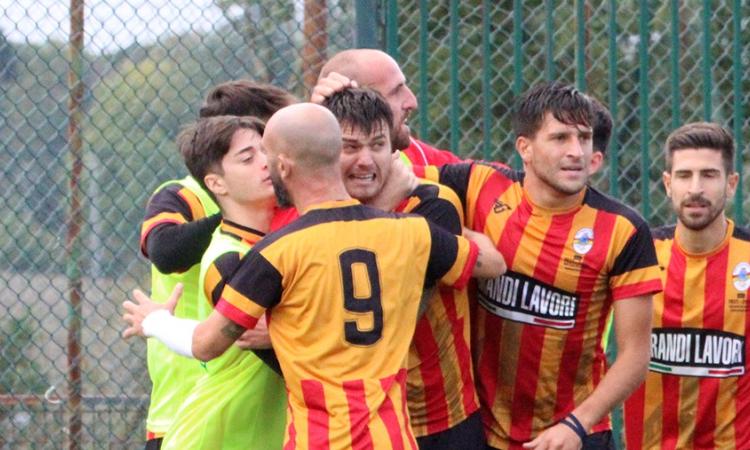 Fiorini esulta dopo il gol (Ph. Benedetti)