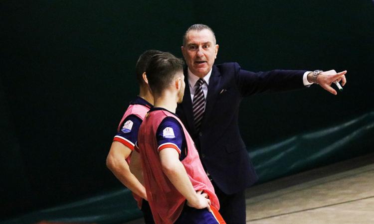 Il tecnico della Fortitudo Pomezia Fernandez (©Fortitudo Pomezia)