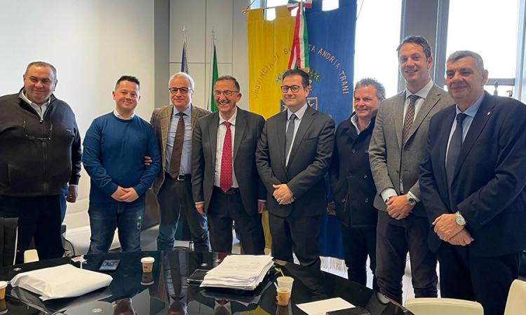 I partecipanti all'incontro che si è svolto presso la sede della provincia di Barletta-Andria-Trani