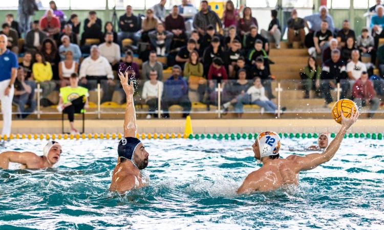 A2 - La Roma Vis Nova trionfa nel derby: 15 gol alla Lazio