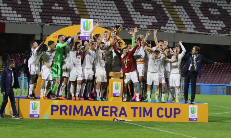 La Roma alza la Coppa Italia (Foto ©De Cesaris)
