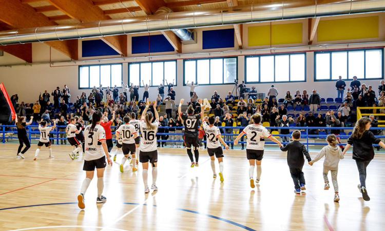L'Audace festeggia la salvezza (©Divisione Calcio a 5)