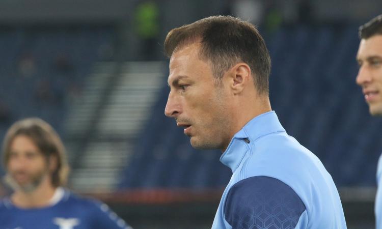 Lazio, nessuna panchina per Radu. Il difensore pronto a diventare club manager