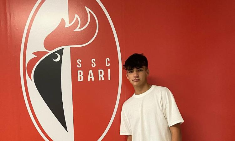 Roma: ceduto il centrocampista Umberto Legrottaglie al Bari