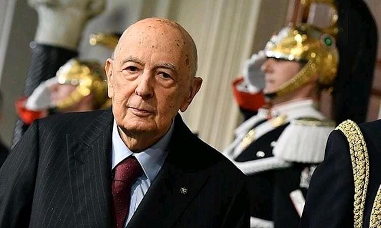 La LND ha disposto un minuto di raccoglimento per onorare Napolitano