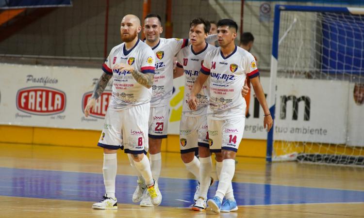 Doppietta di Pina, capolavoro Ciampino: il PalaSele è espugnato