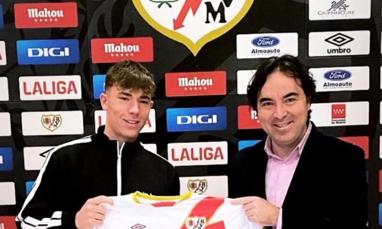 La presentazione di Cristian Totti al Rayo Vallecano