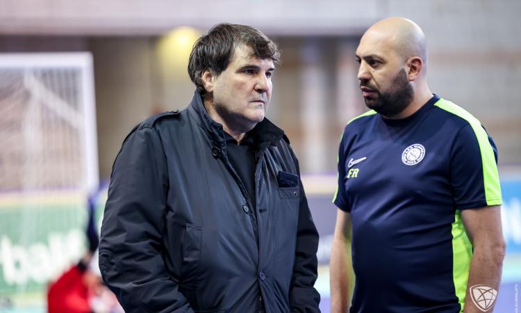 Il tecnico dell'Olimpus Daniele D'Orto e il suo vice Fabrizio Reali (©Paola Libralato)
