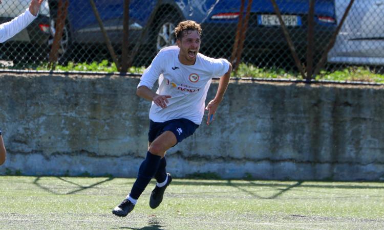 Grifone - Fiumicino, il duello continua. De Rossi e Futbol: scatto salvezza