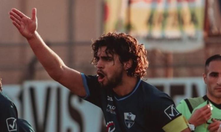 Città di Formia, Giovanni Durazzo torna a casa: l'attaccante è di nuovo biancazzurro