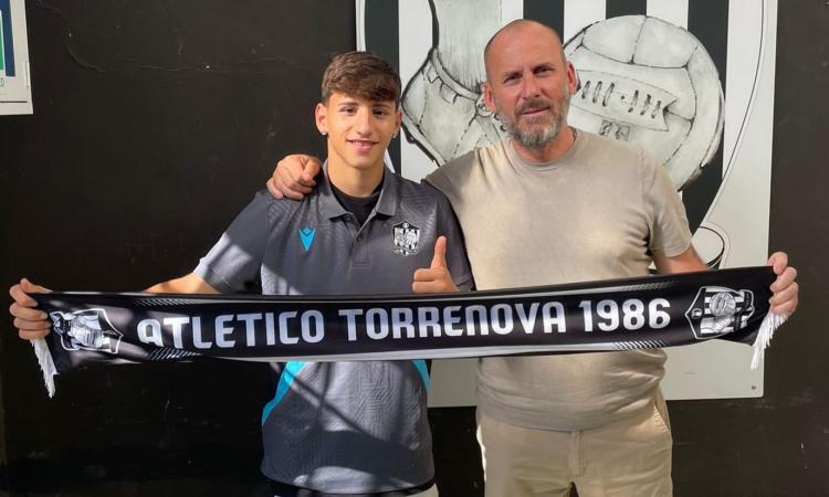 Atletico Torrenova e Francesco Mocellin ancora insieme: l'esterno rimane bianconero