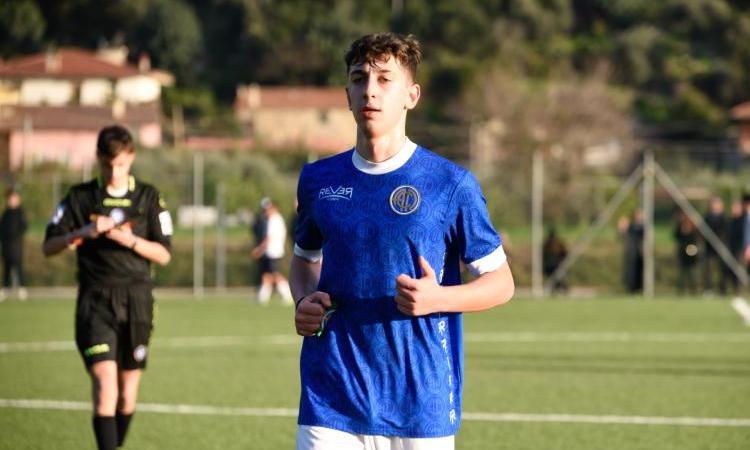 Esordio da urlo con l'Arezzo per Manuel Valenti: gol e vittoria contro il Perugia