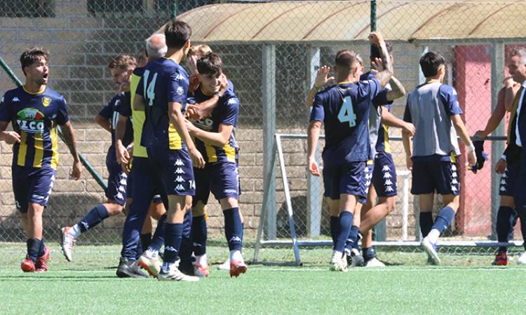 Esulta la FC Viterbo