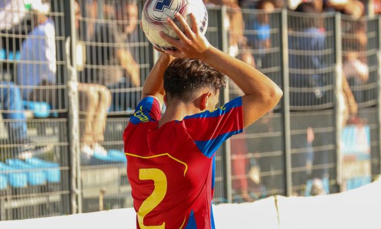 Fallo laterale come sanzione per perdita di tempo del portiere: al via la sperimentazione