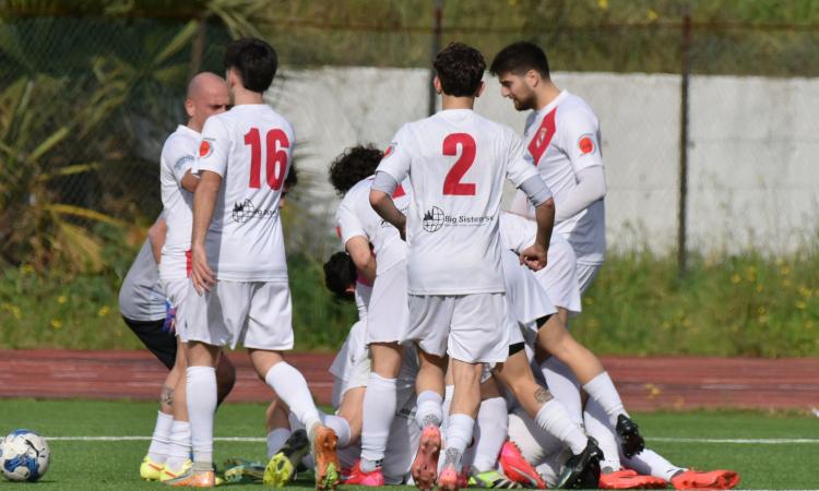 E' un Tolfa formato rimonta: Pasquini+Vittorini, biancorossi "secondi"