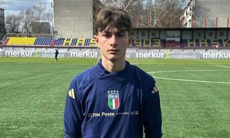 Maccaroni è pronto a lasciare il segno: "Indossare la maglia azzurra è un privilegio" 