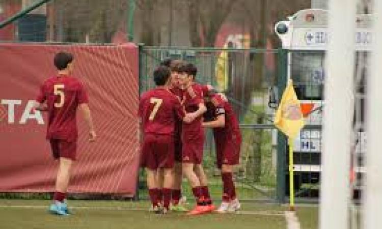 Roma, secondo poker consecutivo. Anche la squadra di Scala batte il Palermo