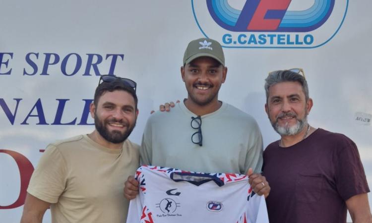 G. Castello, il primo colpo è in difesa: preso Remia