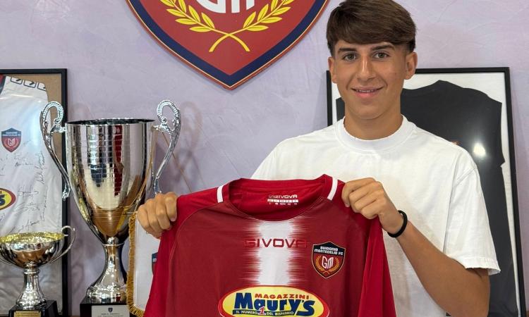 Un nuovo arrivo a testa per Cecchetti e Rocchi: Di Ventura e Rocchi sono rossoblù