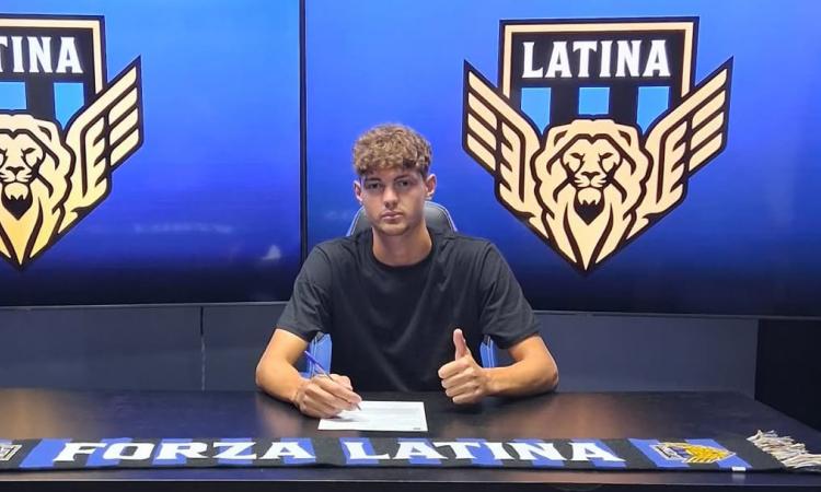 Latina, per la difesa c'è il Alessandro Bertacchini