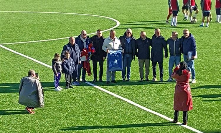 Il Boville omaggia l'Atletico Morena prima del match