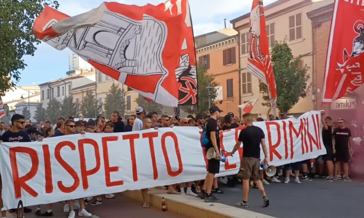Protesta dei tifosi del Rimini