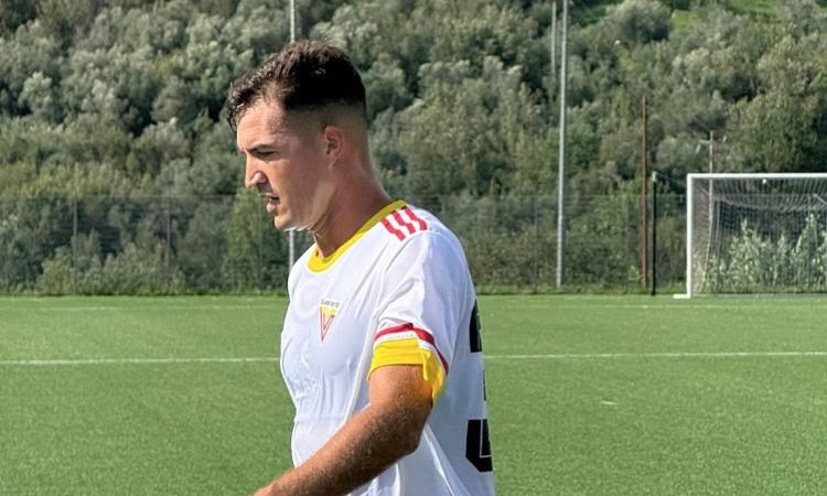 Mauro Marconato esce deluso dal campo