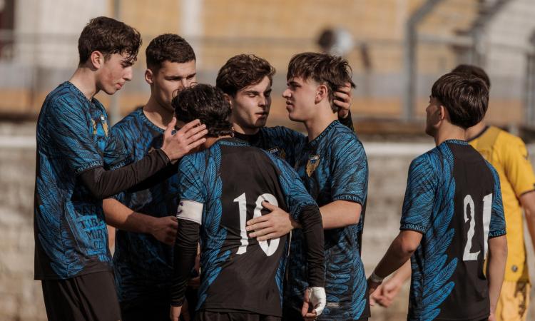 Il Latina vede il traguardo: poker alla Juve Stabia. Pareggia il Guidonia