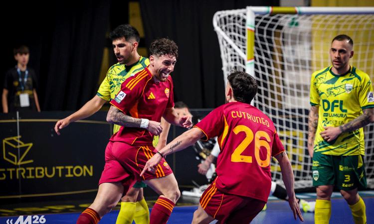 Matteo Biscossi esulta dopo il gol del 3-0 (&copy;Paola Libralato)