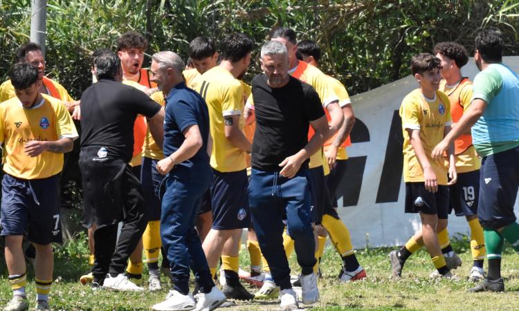 Alessandro Gubbiotti esulta con i suoi (foto d'archivio)