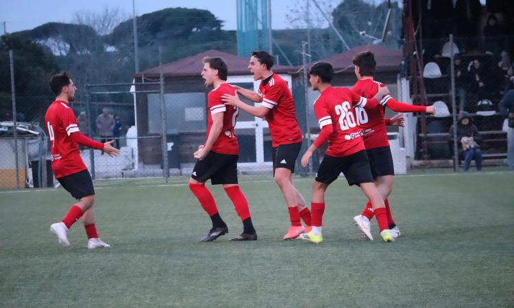 Esultano i biancorossi al Catena 