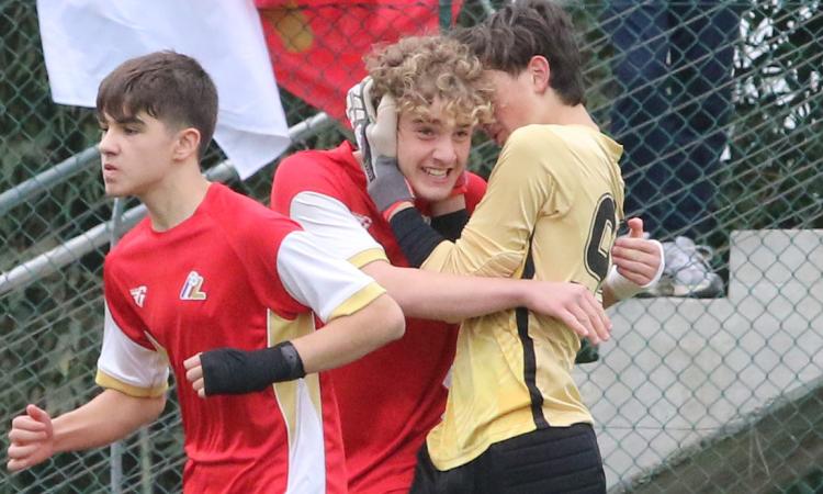 Cecchini abbraccia Giampaolo