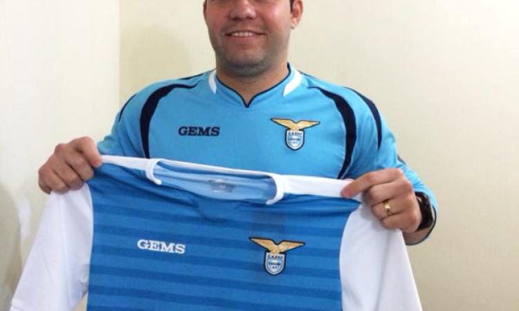 Paulinho con la sua nuova maglia