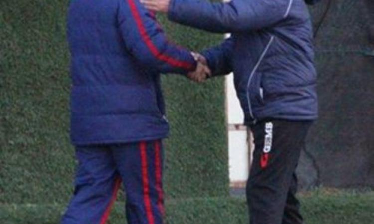 Di Nunno stringe la mano a Farinelli  © Salati