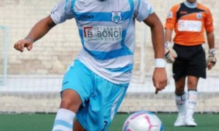 Andrea Tentoni con la maglia dell'Aprilia