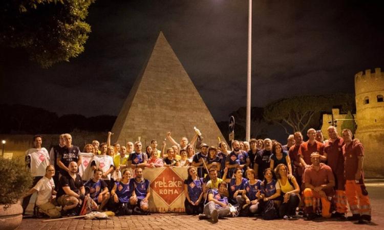 Retake Roma e il suo esercito di "stacchini" si preparano a invadere la capitale