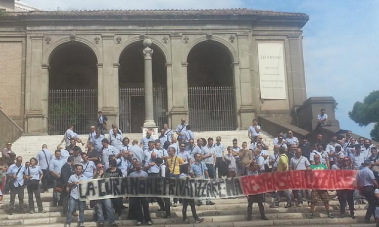 Autisti e sindacato manifestano al Campidoglio ©Gazzetta Regionale